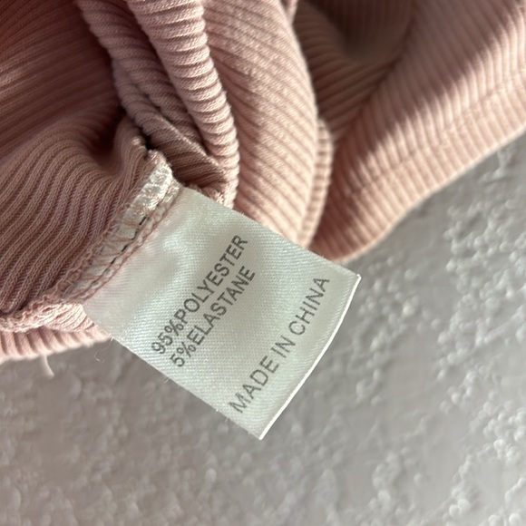 Princess Polly Classic Cropped Ribbed Tee in Light Pink - Picture 8 of 10